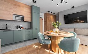 APARTAMENTY MIERZEJA STEGNA PARK II - 500 m od plaży, Przyjazne zwierzętom, Bezpłatny Meleks